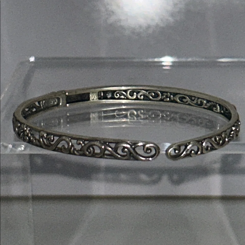 NWOT Carolyn Pollack Sterling Silver Scroll Design Bangle Bracelet